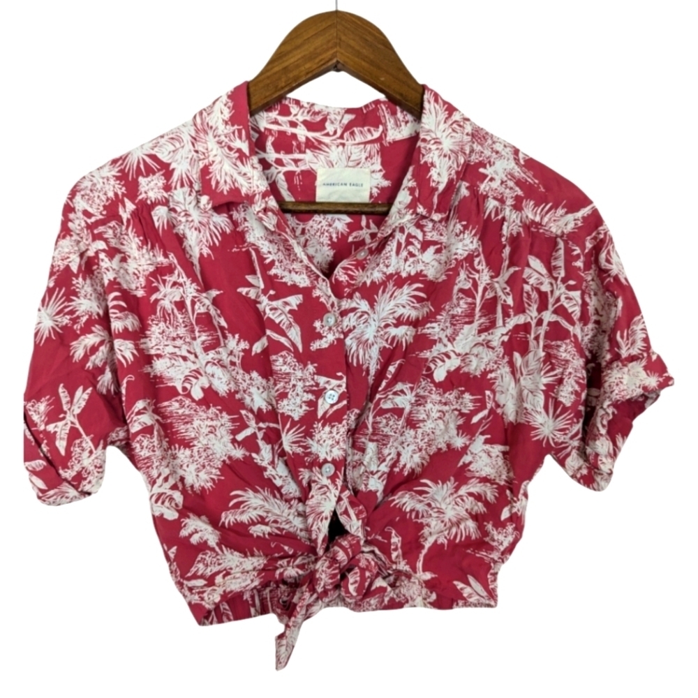 American Eagle Hawaiian Red & White Viscose Button Down Tied Crop Blouse Top - Picture 1 of 8